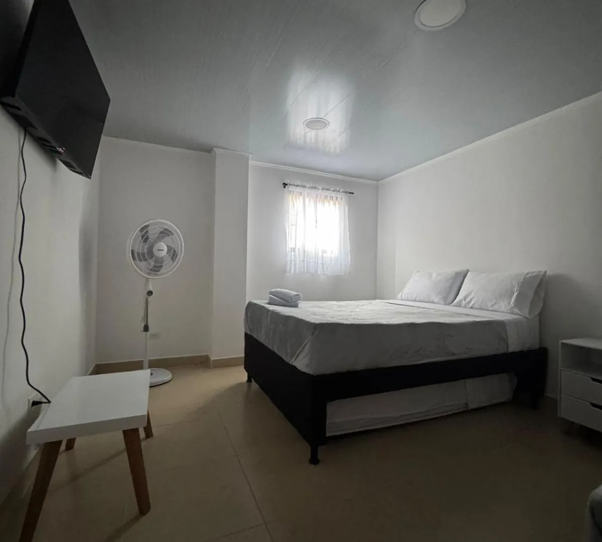 Urbanloft Medellin Apartaestudio Large 0*,  콜롬비아